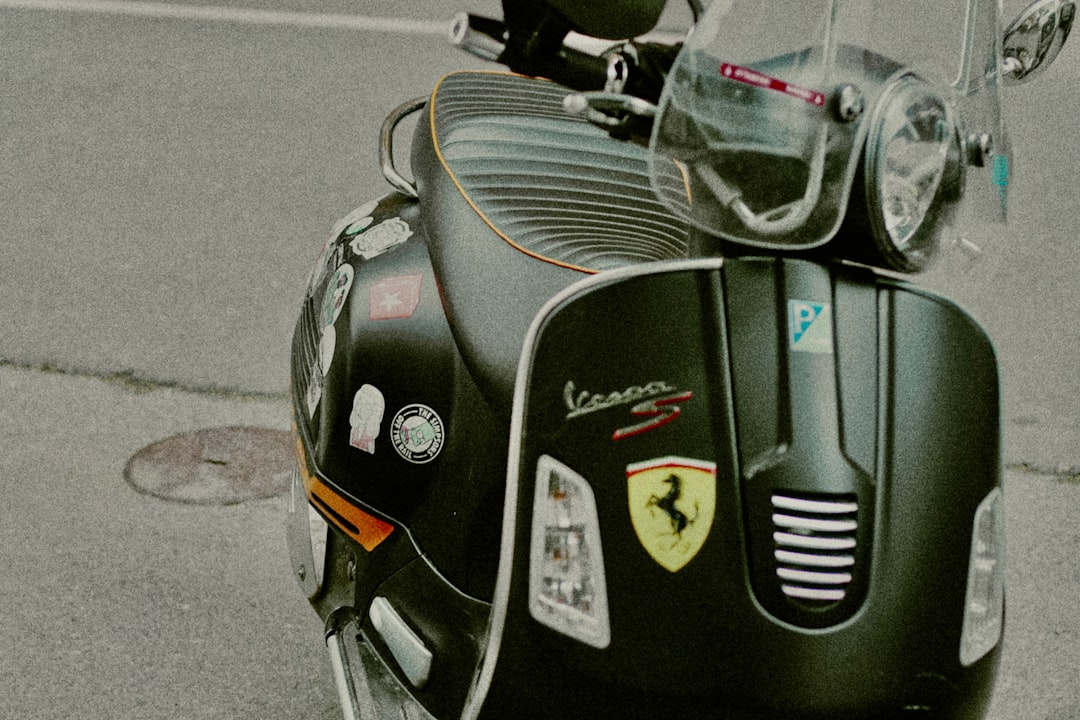 Multi-Purpose Motorcycle Tank Bag Review
