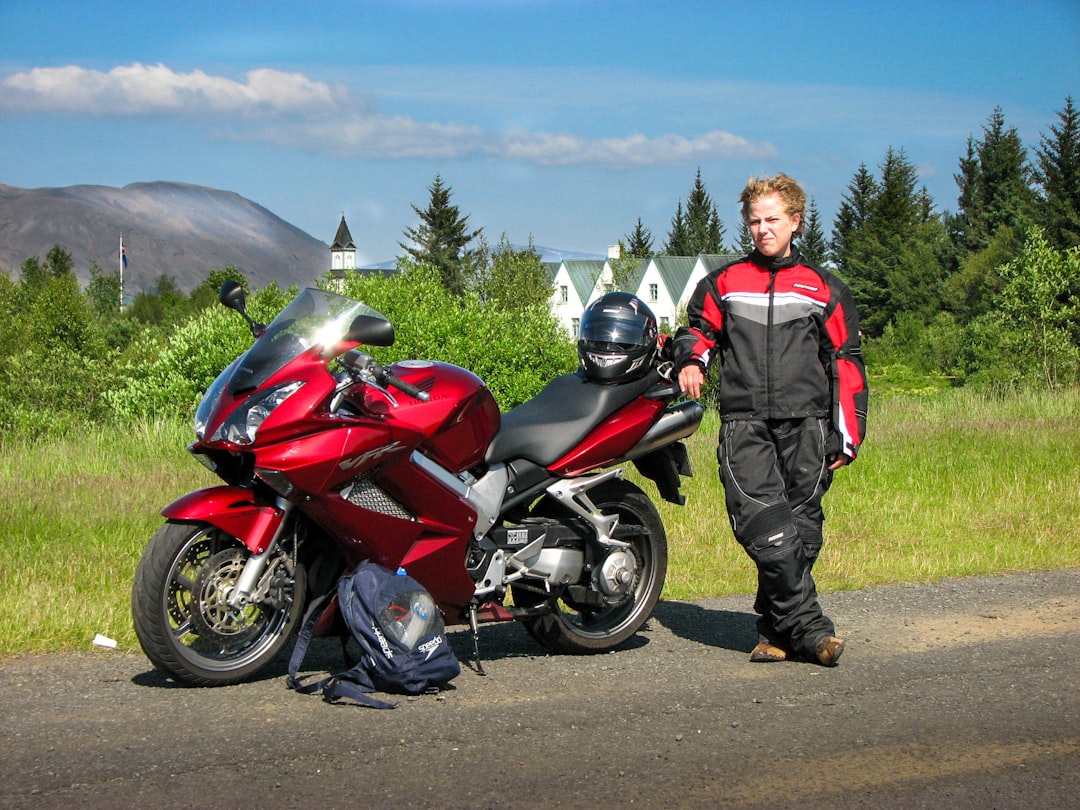 Rider's Choice: Versatile Motorcycle Touring Jacket